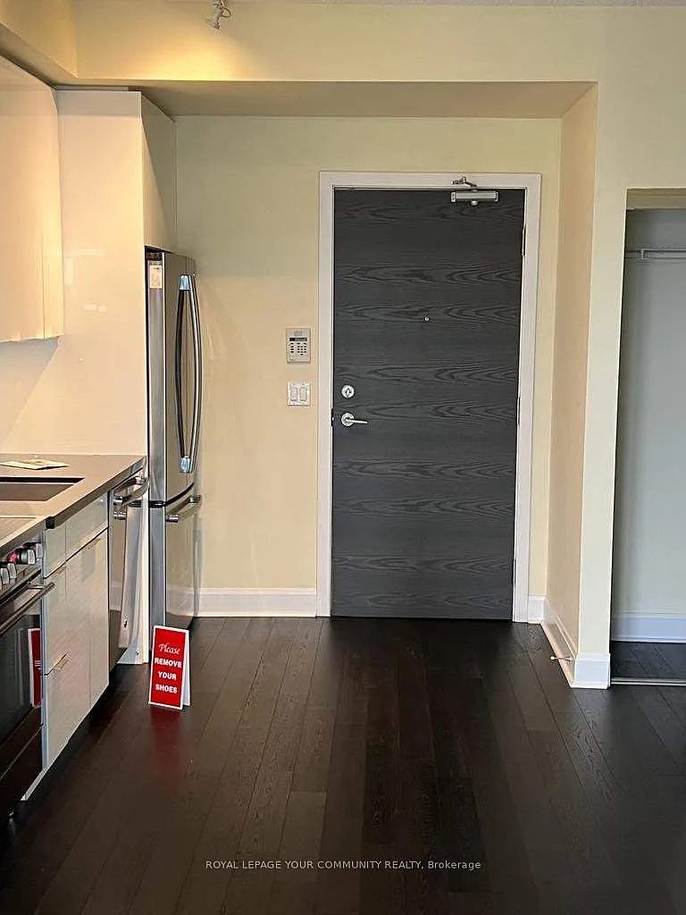 1 bed, $2,300 — Photo 2