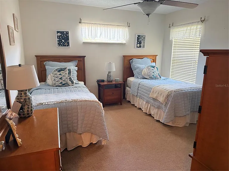6617 Seven Pines Dr — Photo 35