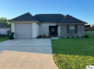144 Meadows Dr, Choudrant, LA 71227