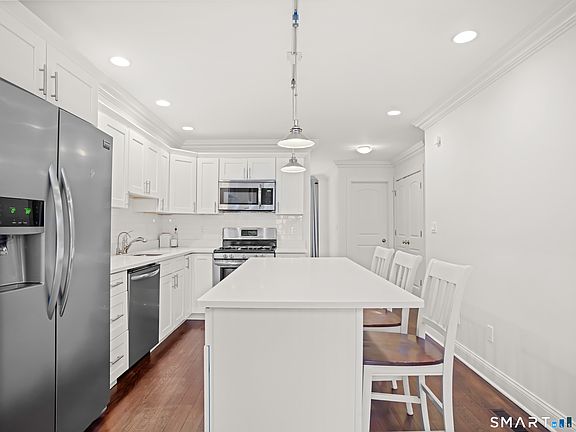 5th image of 12 Willard Road #8