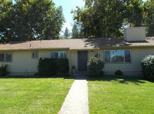 3575 Redwood Ave, Grants Pass, OR 97527