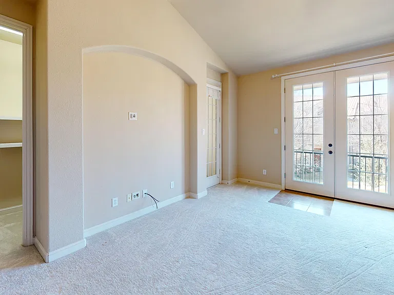 6753 Cabrillo — Photo 10
