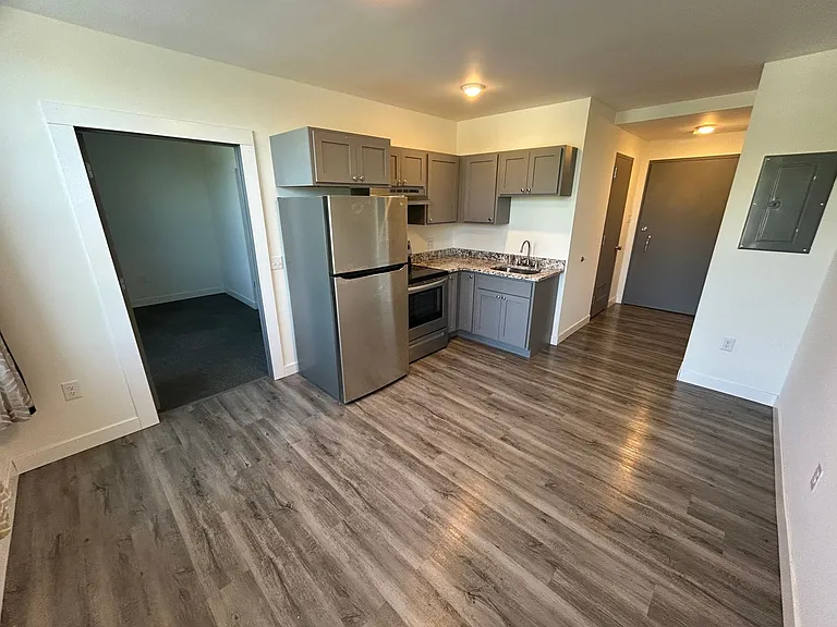 703 N Park 704 Tarn — Photo 38