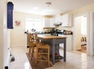 12 Kilby St APT 2R, Somerville, MA 02143