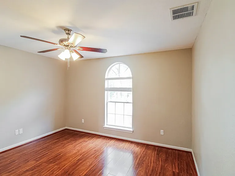 11305 Shoal Creek Dr — Photo 14