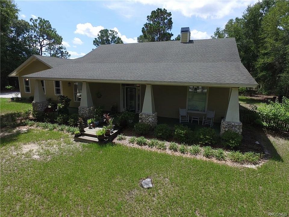 1st image of 12126 W Acacia Dr