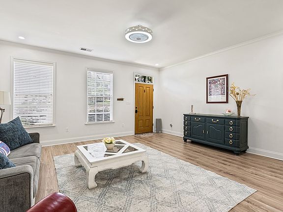4th image of 2206 Anderson Rd APT 3402