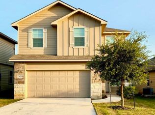 313 Middle Green Loop, Floresville, TX 78114