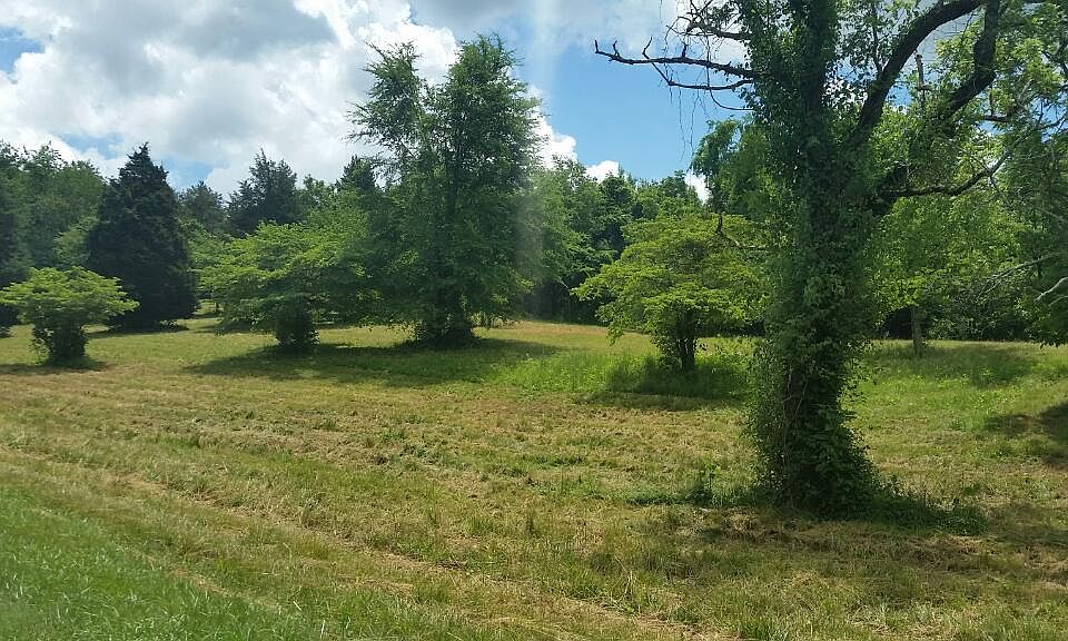 2nd image of Cedar Hill Road