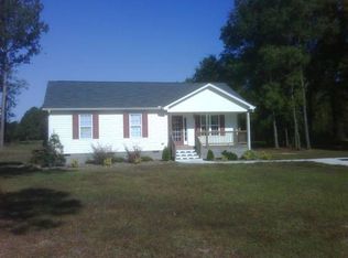 1028 Edmond Matthis Rd, Clinton, NC 28328