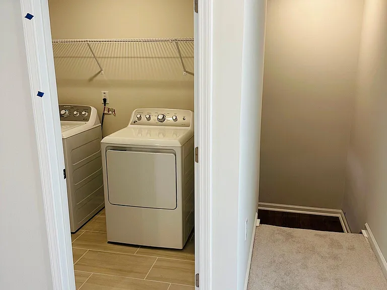 5036 Arkose Dr — Photo 12