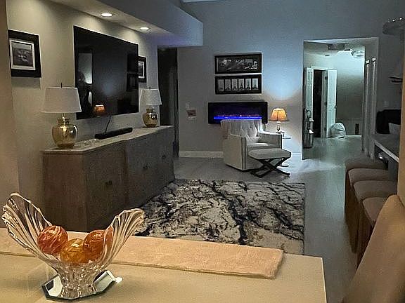 2nd image of 2707 Black Oak Way
