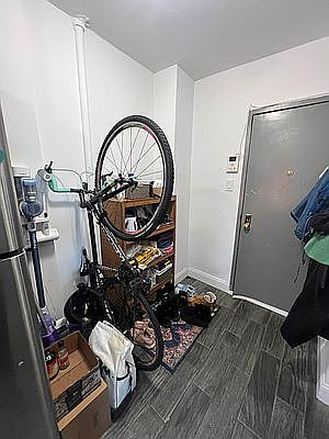 3rd image of 535 6th Ave APT 2