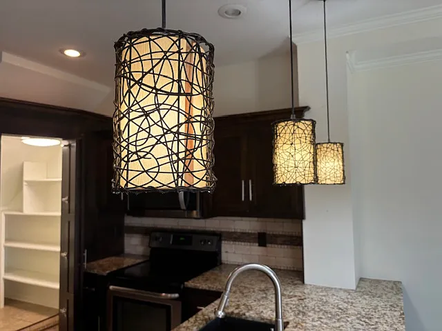 5972 N London Ave — Photo 26