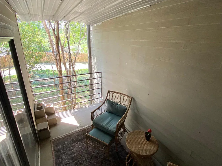 1514 Parker Ln #106 — Photo 9