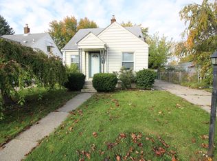 23833 Normandy Ave, Eastpointe, MI 48021