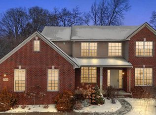 57658 Cider Mill Dr, New Hudson, MI