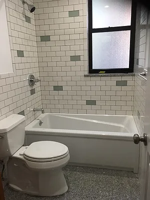 Rented by Halvatzis Realty | media 19