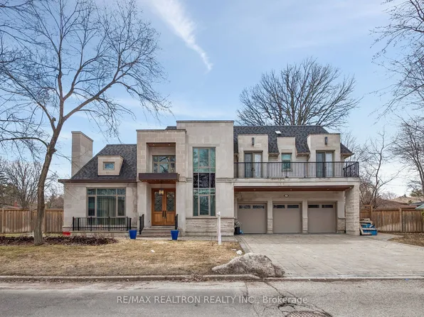 12 Miner Cir, Markham, ON L3R 1Y1