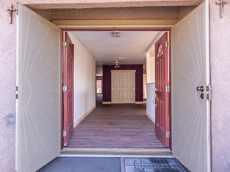 5500 Sunset Oak Ct — Photo 53
