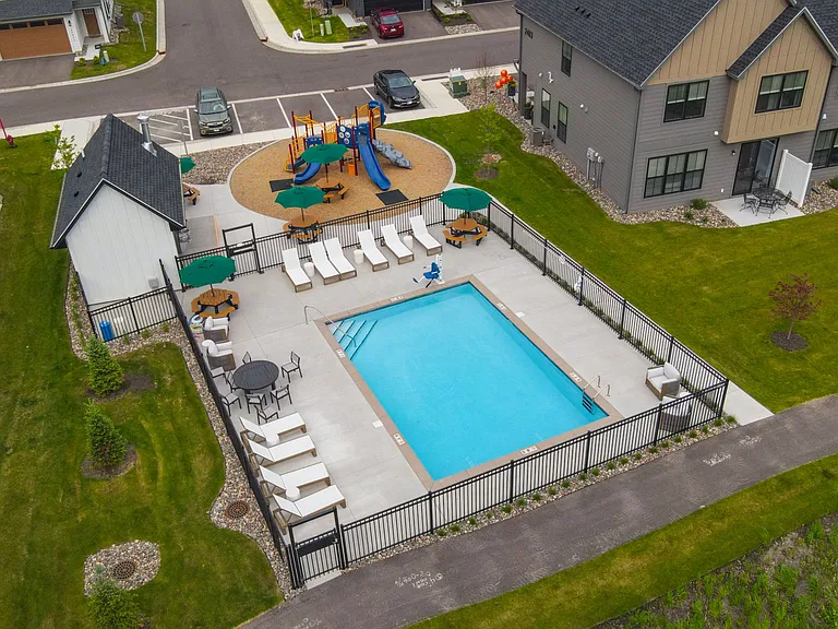 Foxtail Hollow Townhomes — Photo 41