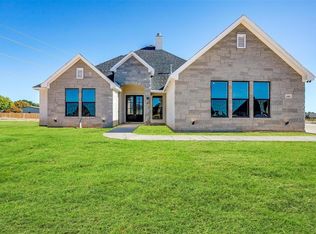 1000 Fan Palm Pl, Crowley, TX 76036