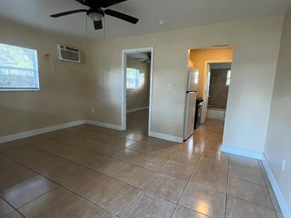 1000 E Magnolia Ave Unit A, Eustis, FL 32726