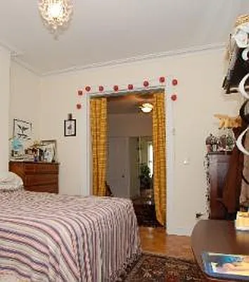 Sold by Corcoran | media 3