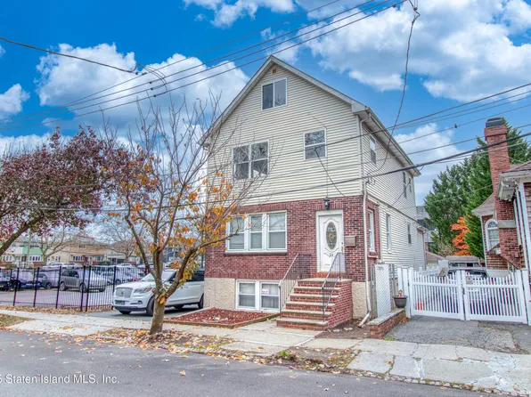 24 Roosevelt St, Staten Island, NY 10304