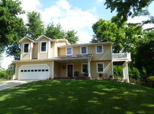 16607 Yorktown Rd, Granger, IN 46530