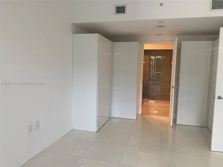 1010 Brickell Ave #1403 — Photo 19