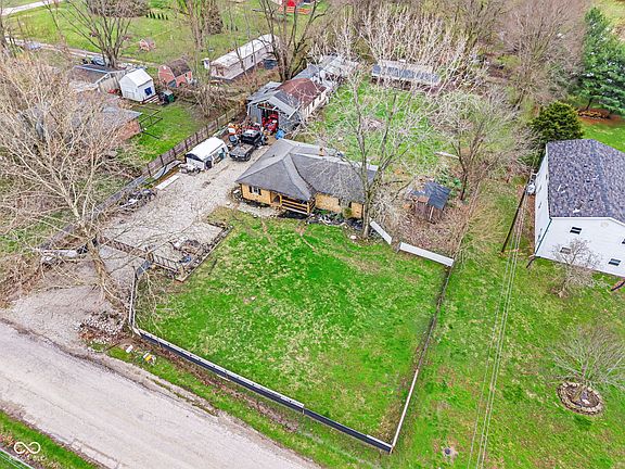 4th image of 7647 E North Dr