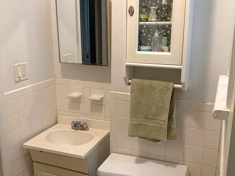 839 Willow Ave #3 — Photo 7