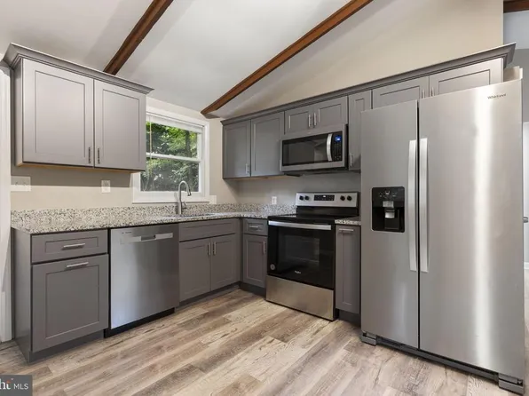 11585 Tomahawk Trl, Lusby, MD 20657