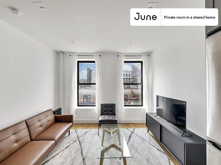 301 Saint Nicholas Ave #C — Photo 2