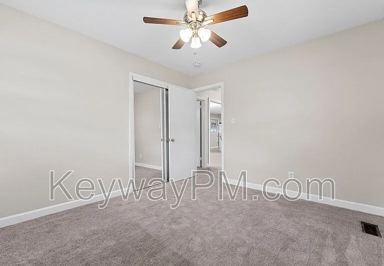 133 Belair Rd — Photo 9