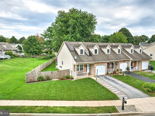 310 Meadow Ln, Quarryville, PA 17566