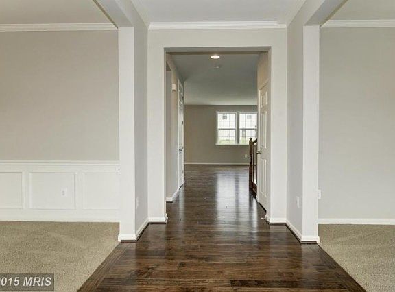 3rd image of 1126 Heights Ln