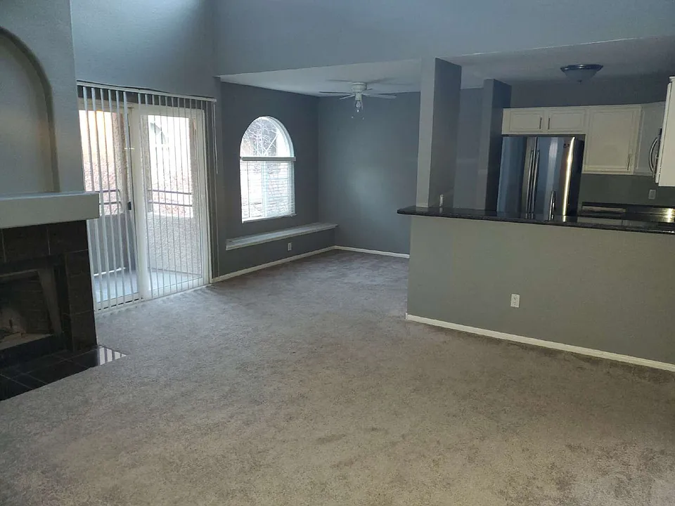 9325 W Desert Inn Rd #229