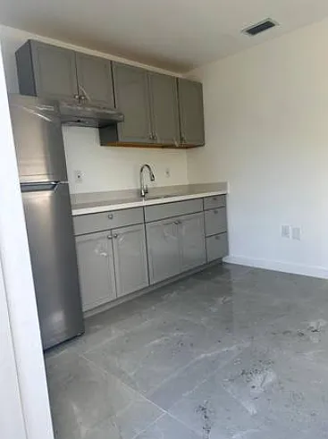 1 bed, $1,300 — Photo 1