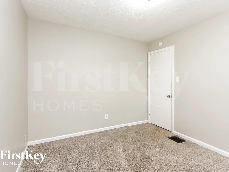 2337 Calhoun St — Photo 12