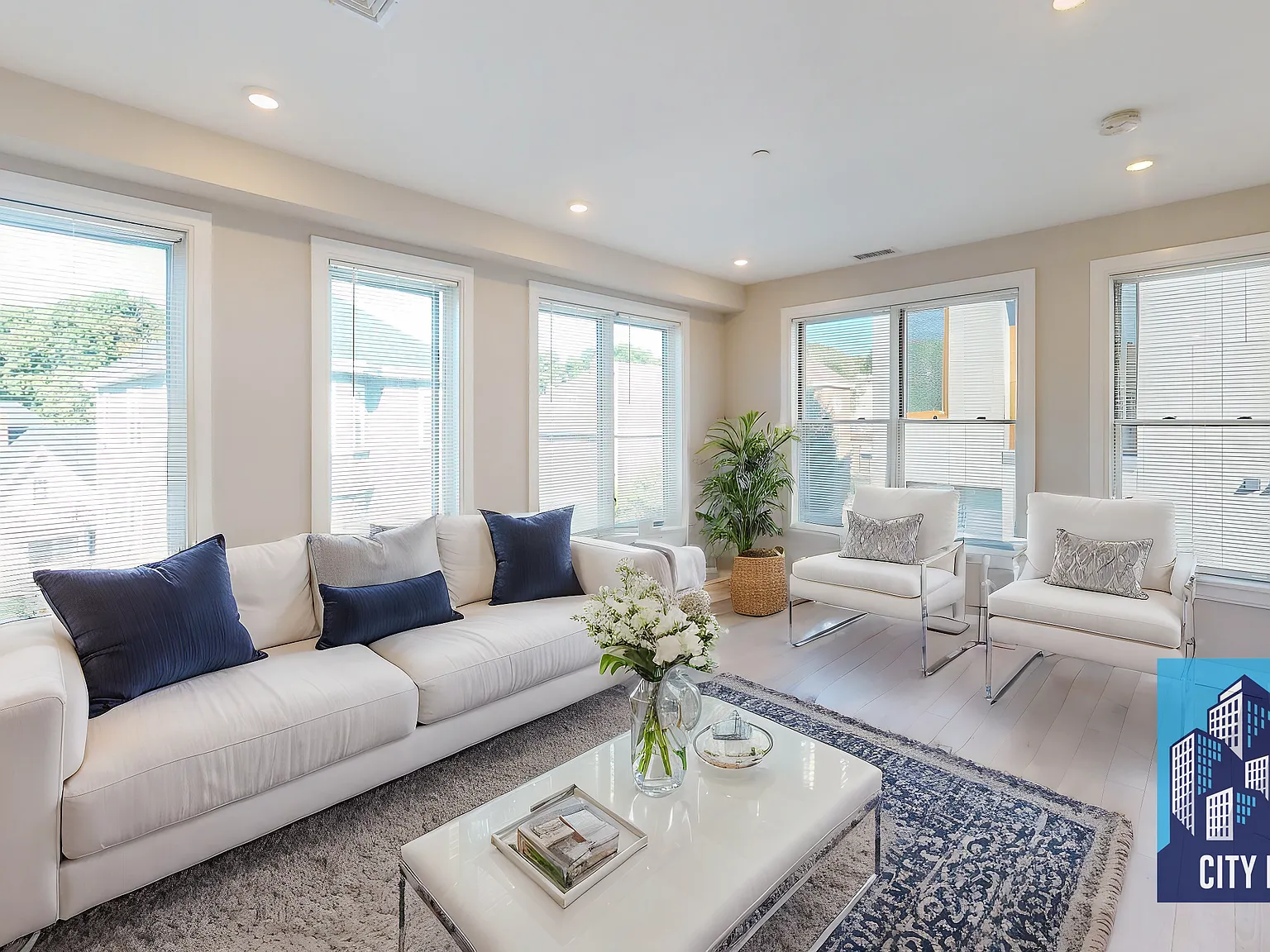 2 bed, 900 sqft, $3,750 — Photo 4