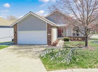 1029 SW 8th Cir, Lees Summit, MO 64081