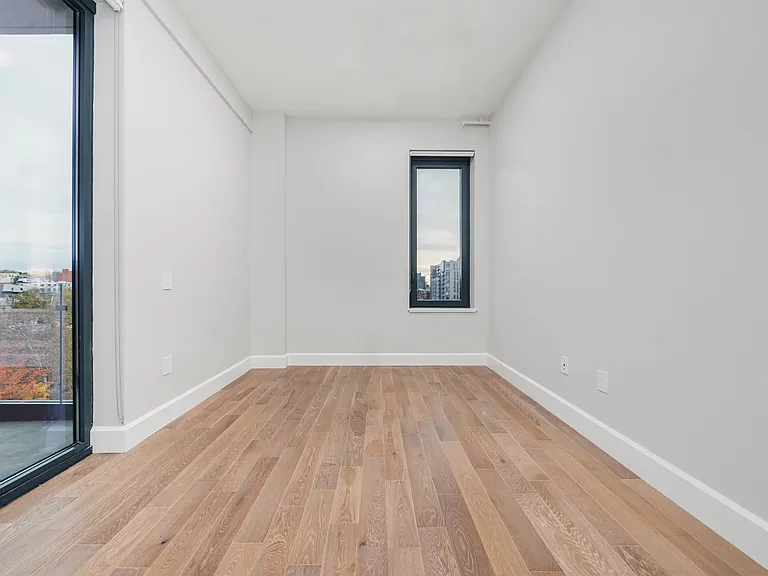 262 9th St #706 — Photo 7