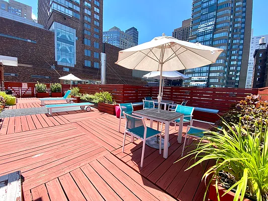 Rented by Corcoran | media 28