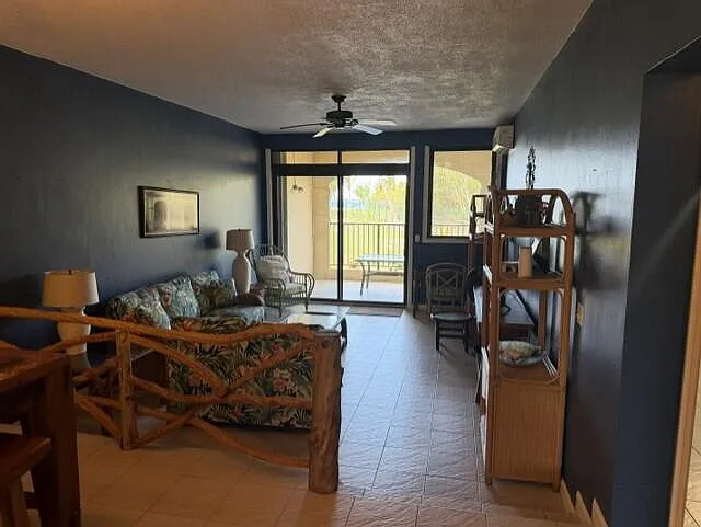 2 bed, $3,000 — Photo 3