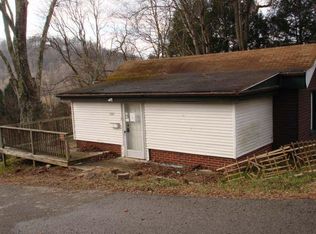 207 McGary Ave, Weston, WV