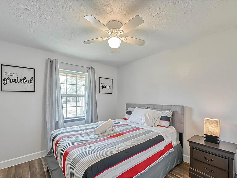 11618 Corona Ln — Photo 16