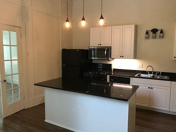 3rd image of 538 Prospect Ave #6
