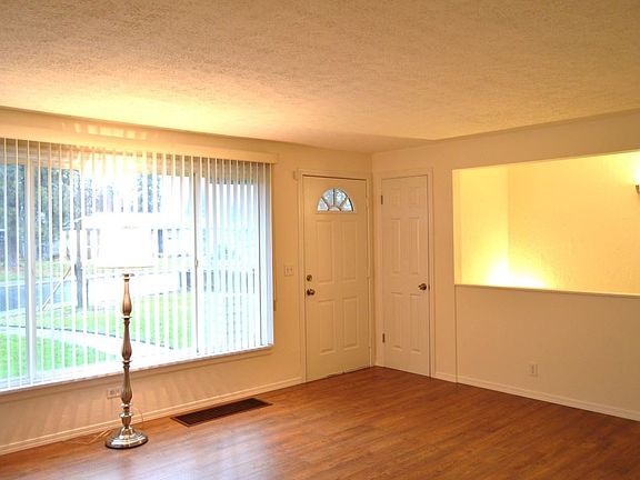 2nd image of 235 W Columbia Ave